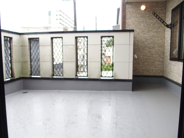 バルコニー　バルコニーも広々しております