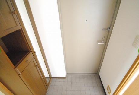 玄関　収納もある玄関です