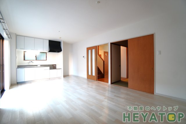 居室・リビング　ＬＤＫ１４帖