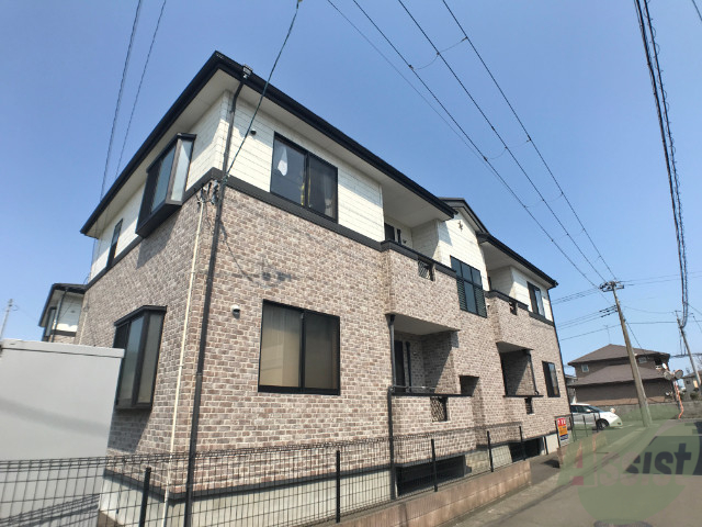 多賀城市新田のアパートの建物外観