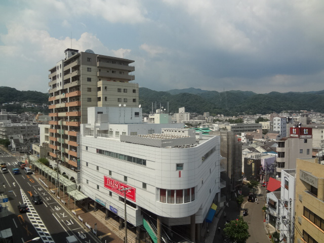 【神戸市兵庫区東山町のマンションの眺望】