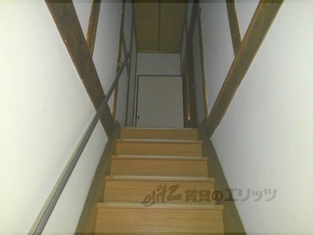 その他部屋・スペース　階段