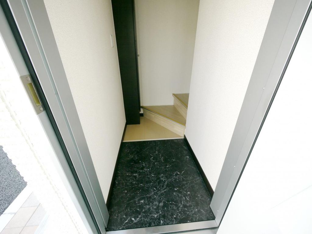 玄関　★同施工会社イメージ★