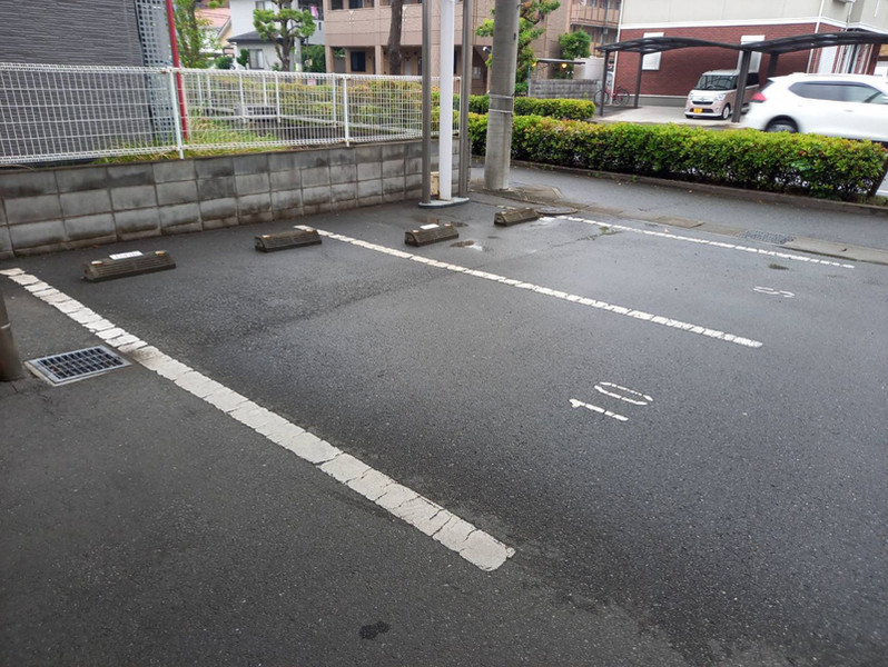 【ＳＴＡＲ　ＣＯＵＲＴ飯田の駐車場】