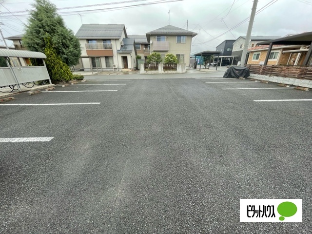 【東根市神町北のアパートの駐車場】