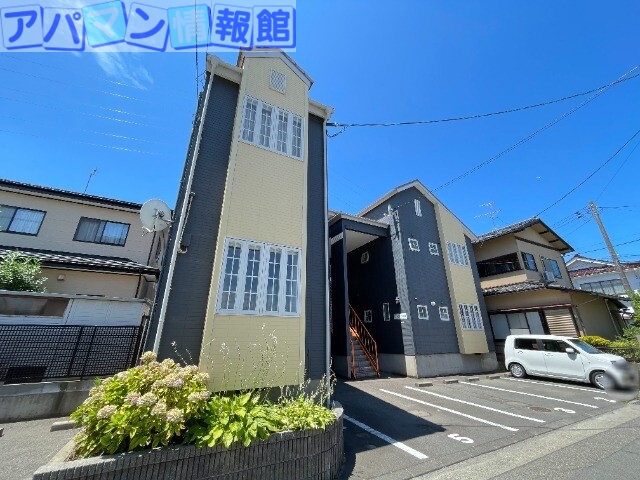 建物外観　タイル貼