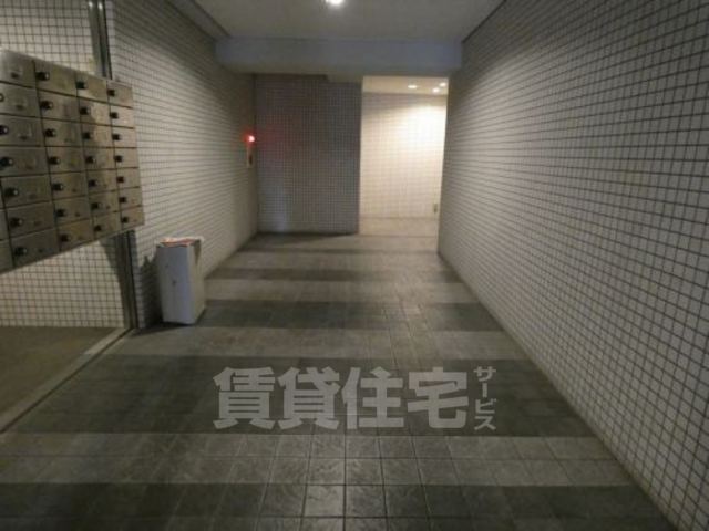 【京都市中京区下古城町のマンションのエントランス】