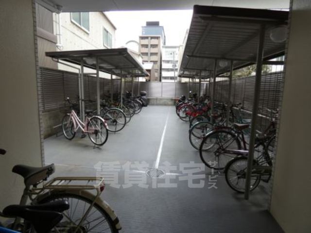 【京都市中京区下古城町のマンションの駐車場】