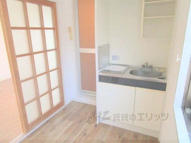 キッチン　キッチン