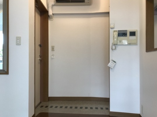 玄関