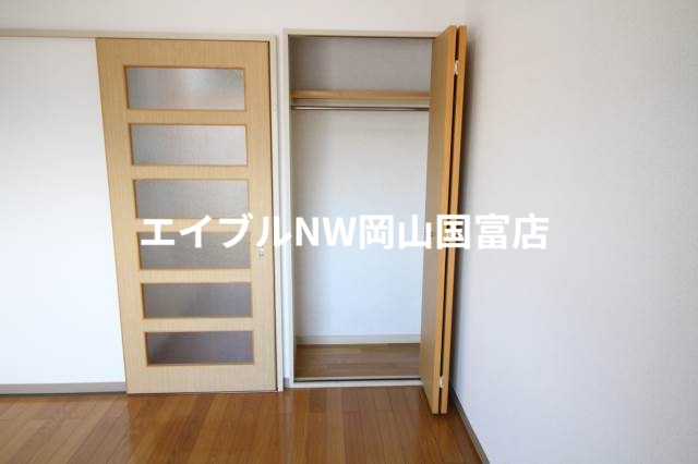 収納　別のお部屋の写真です。実際とは異なります。