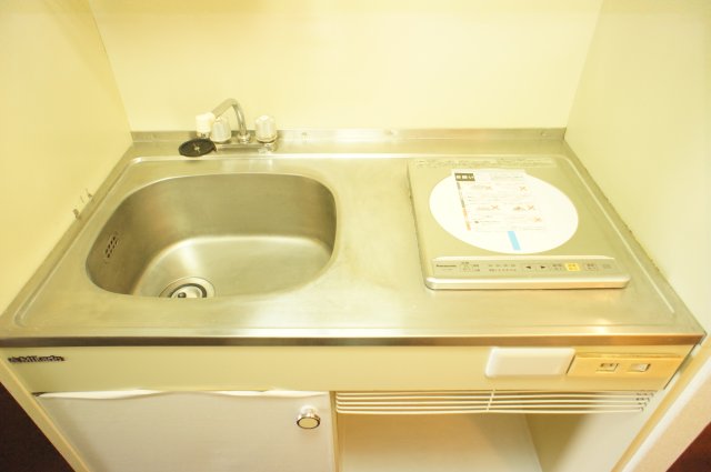 キッチン　IHクッキングヒーター