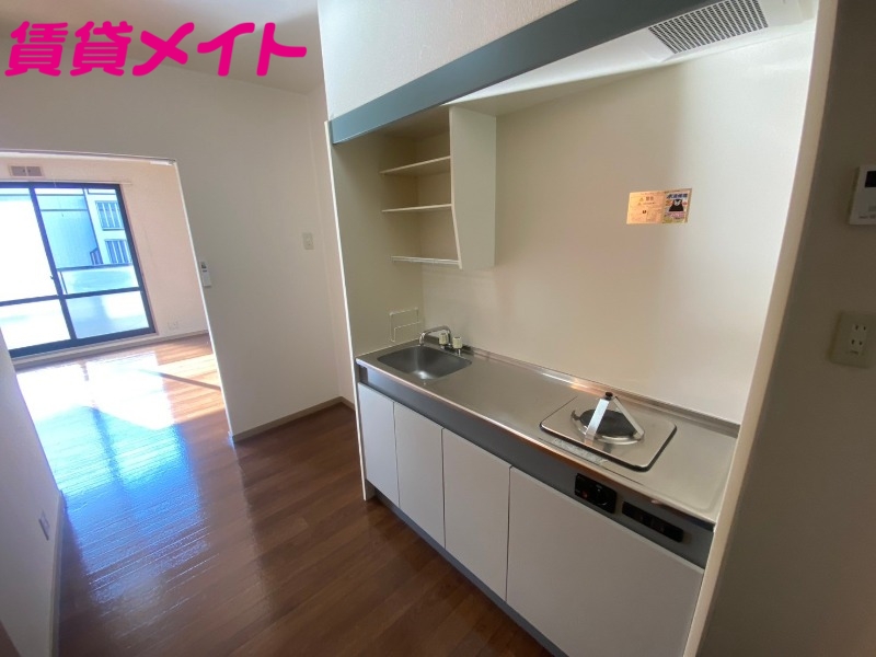 キッチン　同物件別室の画像です