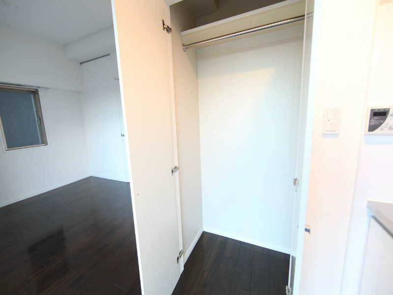 収納　クローゼット（収納充実してます）