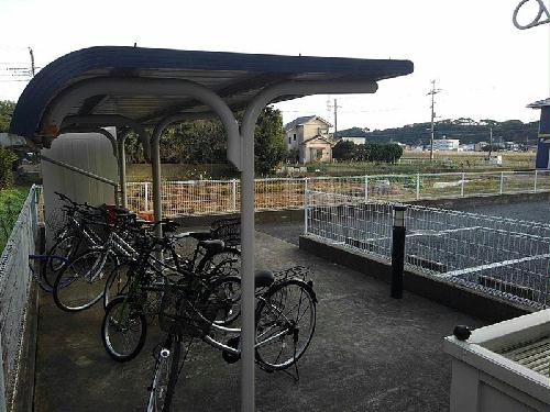 その他共有部分　駐輪場完備