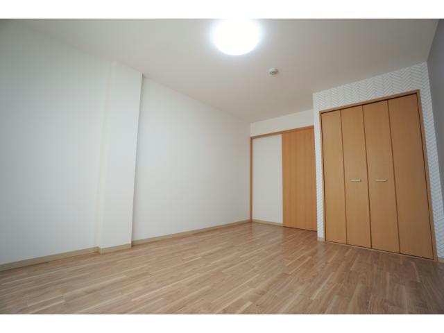 収納　居室照明付き