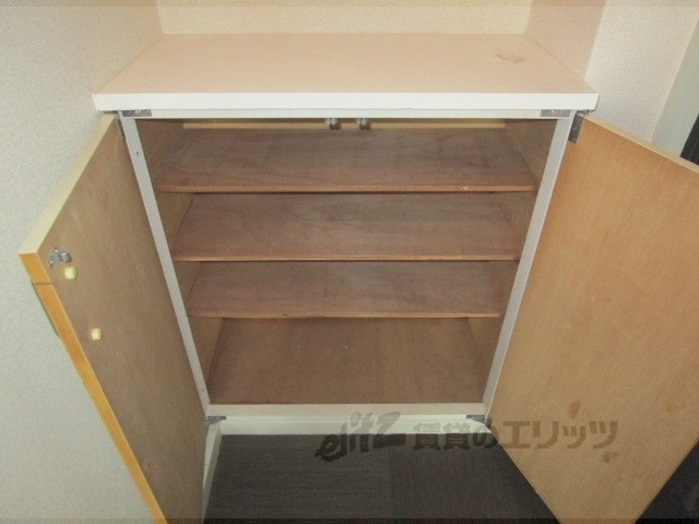 収納　下駄箱