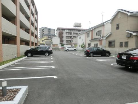 ネストージュ　その他共有部分　駐車場