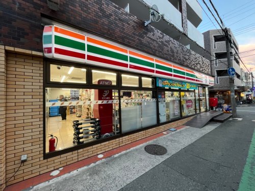 コンビニ　セブンイレブン 西宮甲子園口すずらん通り店（コンビニ）まで55m