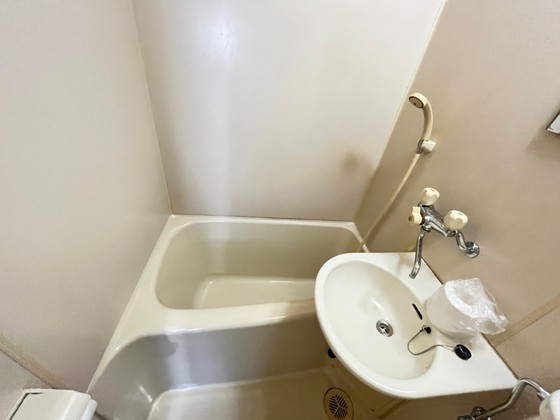 洗面設備　※別部屋の写真です