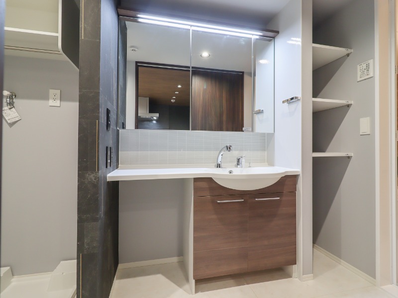 洗面設備　図面と現状に相違がある場合には現状を優先