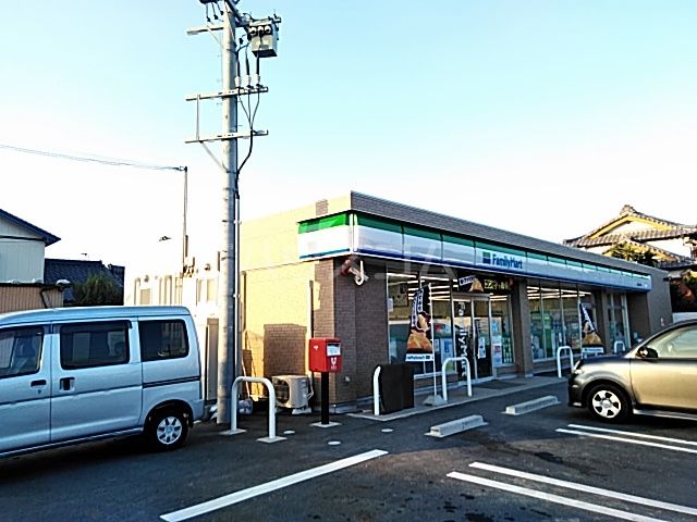 コンビニ　ファミリーマート田原赤羽根店（コンビニ）まで249m