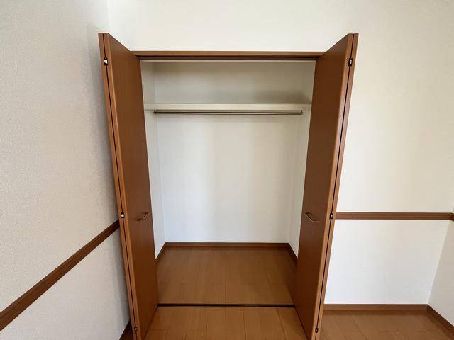 収納　荷物の収納に便利なクローゼットです。