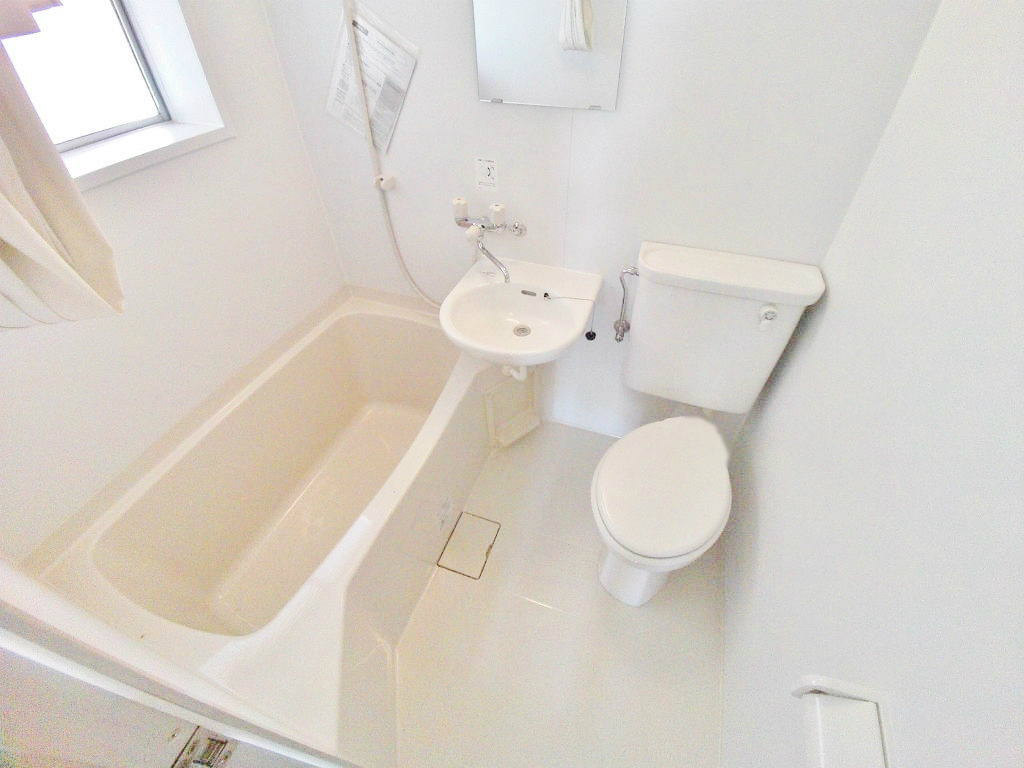 バス・シャワールーム　他号室参考写真