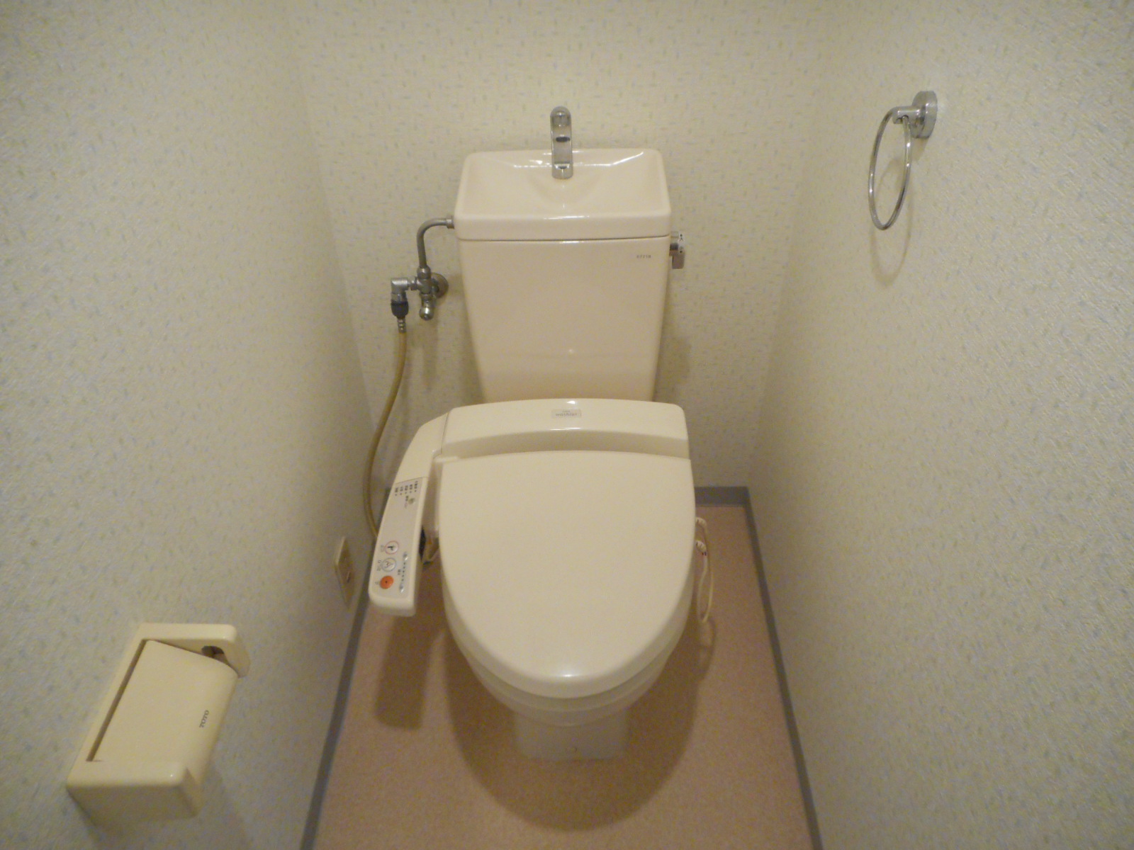 トイレ　他号室モデル写真