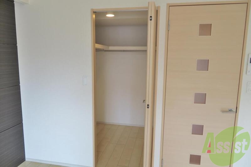 収納　収納はウォークインクローゼットになっております。