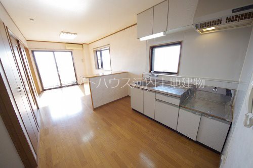 居室・リビング　類似室内