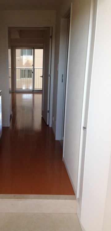 玄関　イメージ【723号室写真】