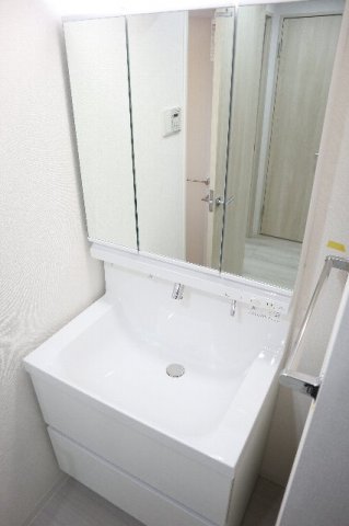 洗面設備　生活に欠かせない独立洗面台です