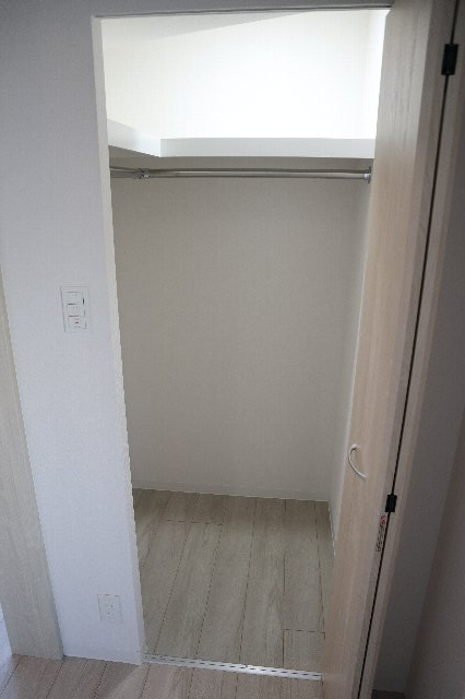 収納　お洋服もたくさんしまえますよ