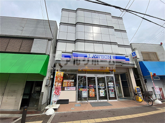 コンビニ　ローソン柏原駅西店（コンビニ）まで441m