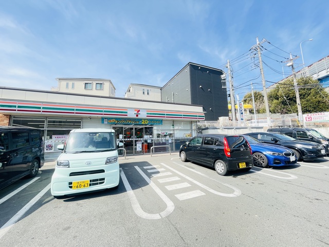 コンビニ　セブンイレブン南本宿店（コンビニ）まで510m