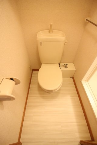 トイレ　※同タイプ室内写真
