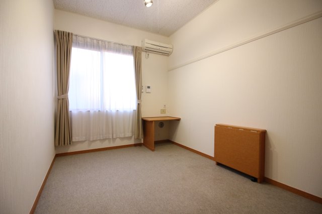 居室・リビング　※同タイプ室内写真