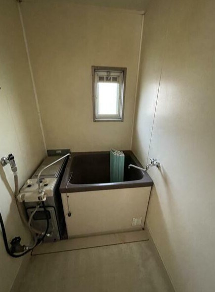 バス・シャワールーム　現況優先