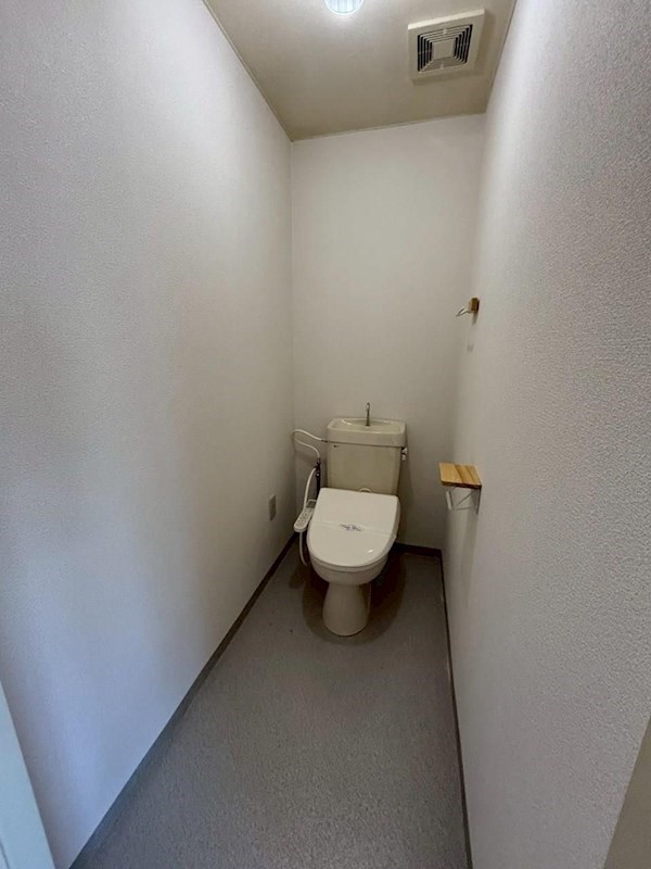 トイレ　※他部屋参照・現況優先