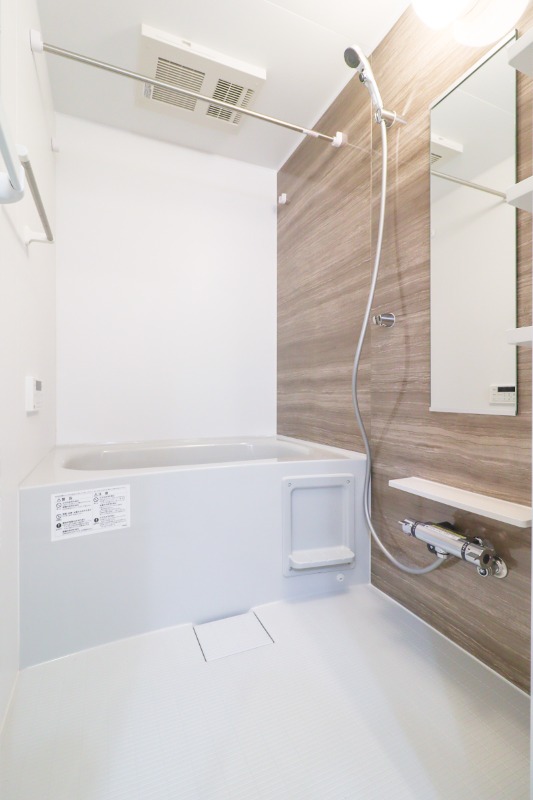 バス・シャワールーム　図面と現状に相違がある場合には現状を優先