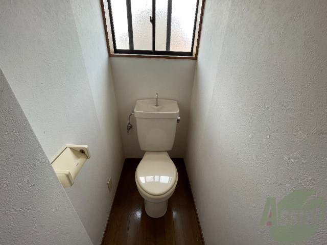 トイレ　トイレスペースも問題なく使用出来そうですね。