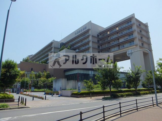 コンビニ　ファミリーマート八尾山城町店（コンビニ）まで641m