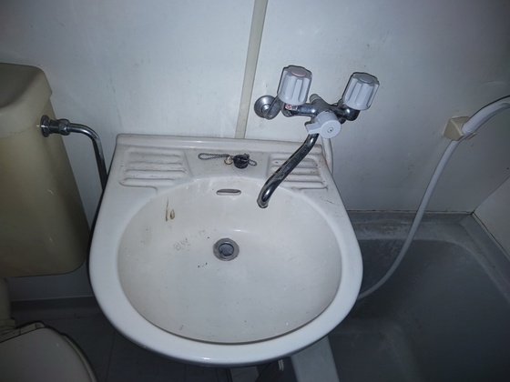 洗面設備　※別部屋の写真です