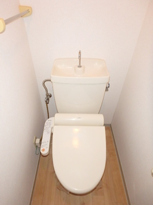 トイレ　図面と現状が相違する場合は現状を優先とさ