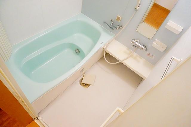 バス・シャワールーム　浴室