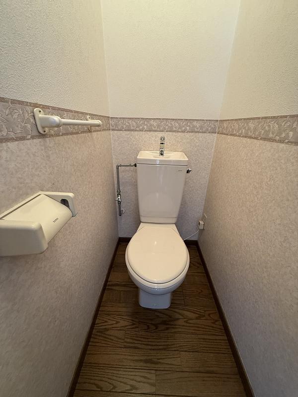 トイレ　トイレ