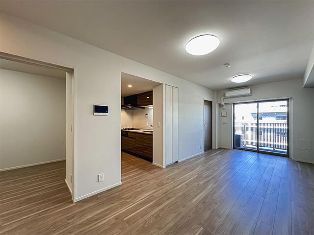 居室・リビング　写真は同タイプ住居です