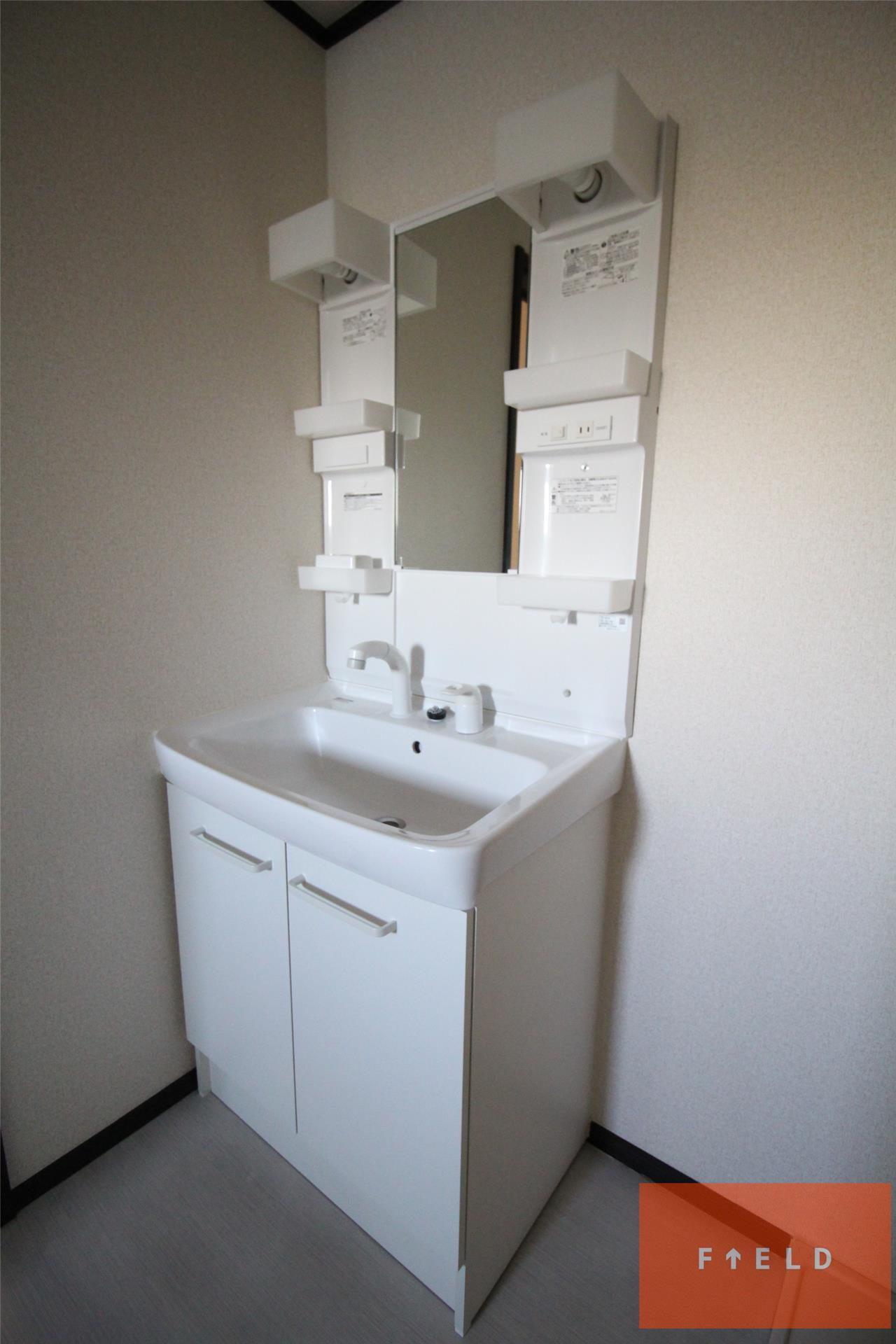 洗面設備　別の部屋の写真になります。現状優先。