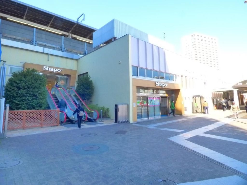 ショッピングセンター　シャポー小岩（ショッピングセンター）まで2870m